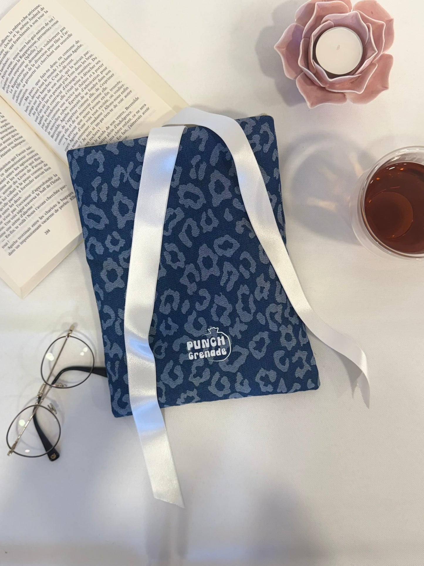 Pochette à livre - DENIM SAUVAGE (Blanche)